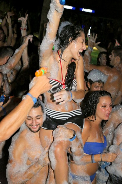 Lebanon Largest FOAM Party 3 (2)